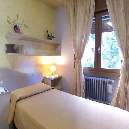 Bed and Breakfast Carpe Noctem Padua Exterior foto